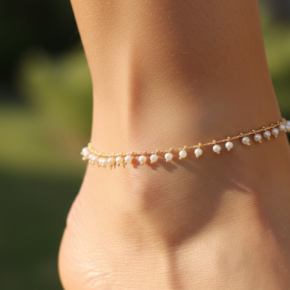 "Handmade Anklet – Elegant & Delicate Jewelry for Women | UNVRC1712 - Picture 3 of 6